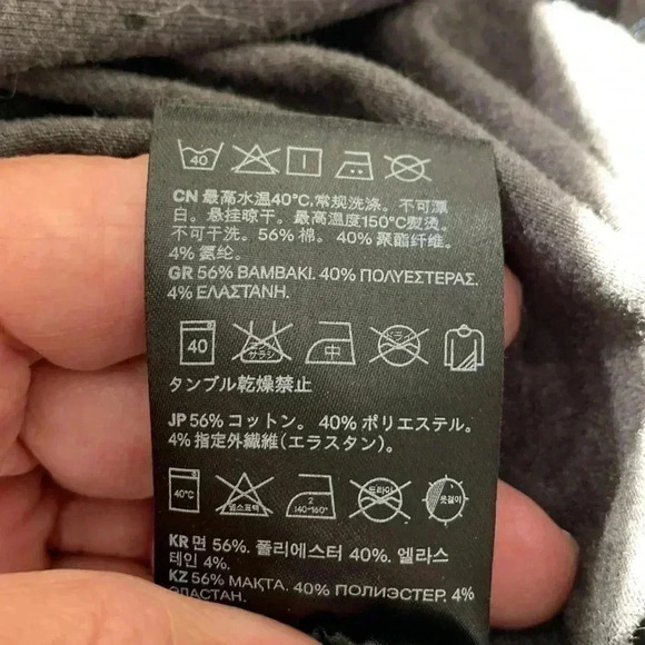 H&M Mama 3/4 sleeve, four season tunic style  top with four-way stretch - Picture 4 of 4